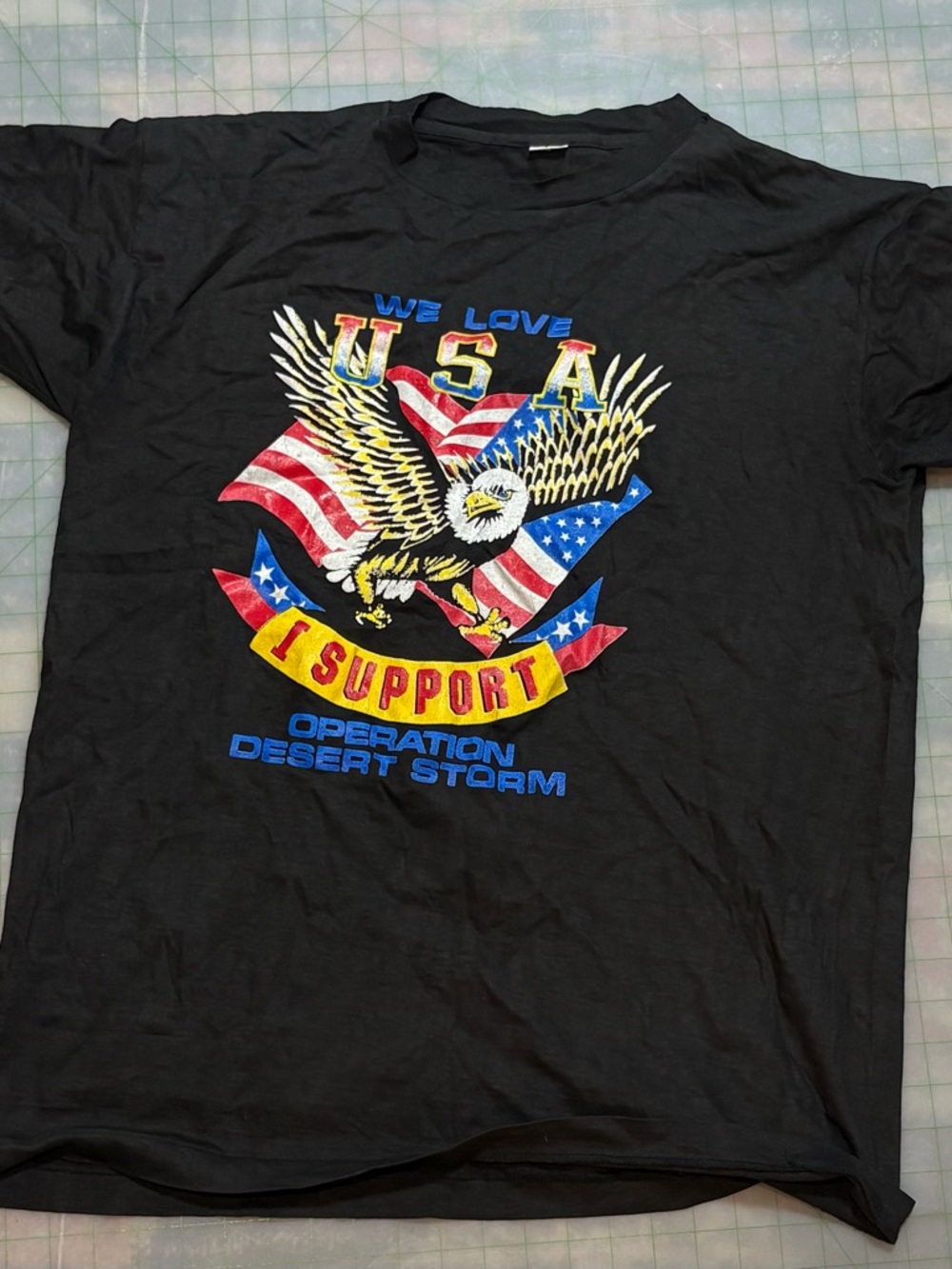 90 Vintage USA Graphic Tee - Black